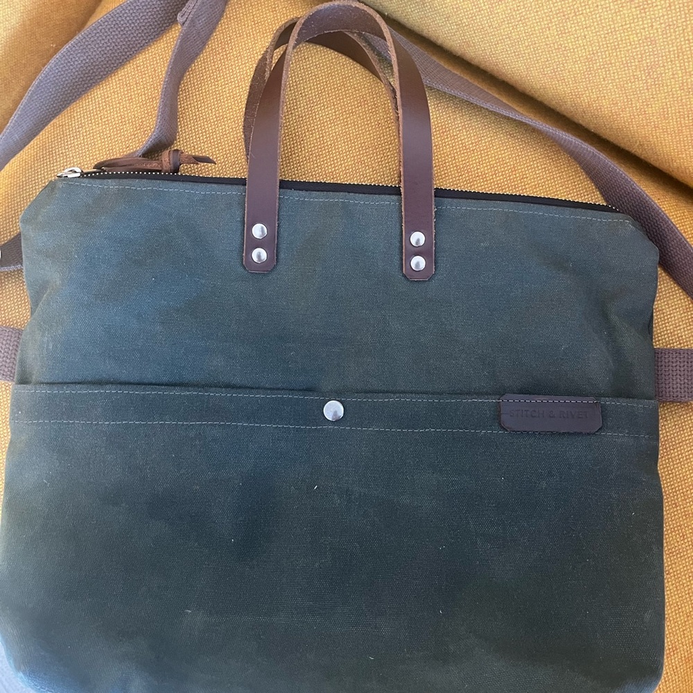 Chic Forest Green Thick Canvas Tote Bag with leather details - Picture 2 of 6